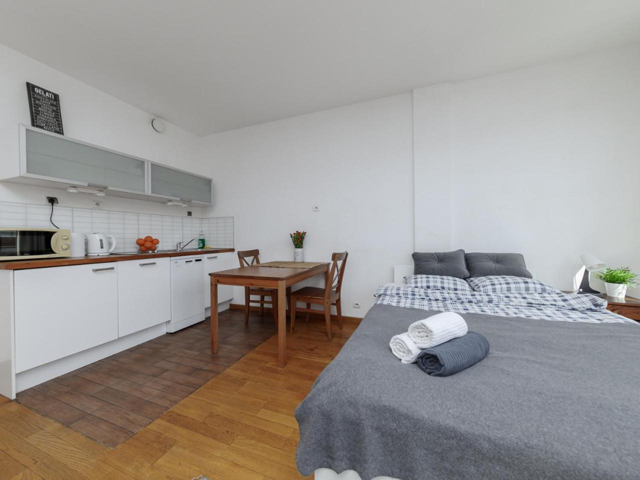 Luxury Apartment Piekna Warsaw Exterior photo