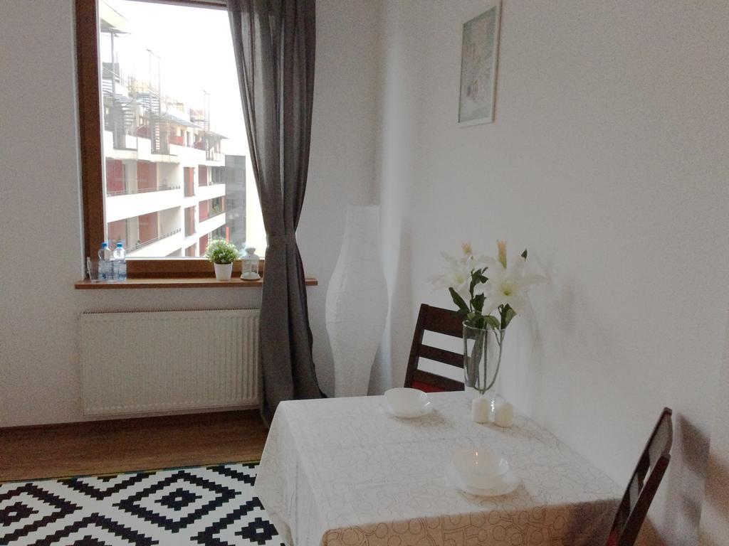 Luxury Apartment Piekna Warsaw Exterior photo